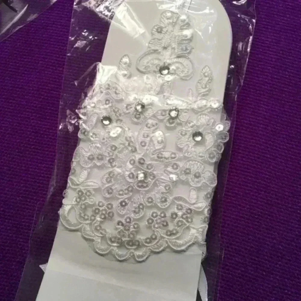 bridal gloves one size